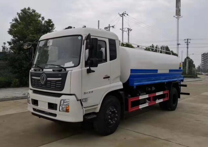 東風(fēng)天錦灑水車